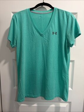 Under Armour Athlete Women's Teal V-Neck Short Sleeve Tee